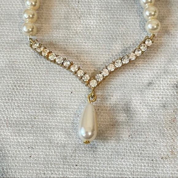 Vintage Faux Pearl Diamond Costume Jewelry Necklace Drop Earring Set - Picture 5 of 5